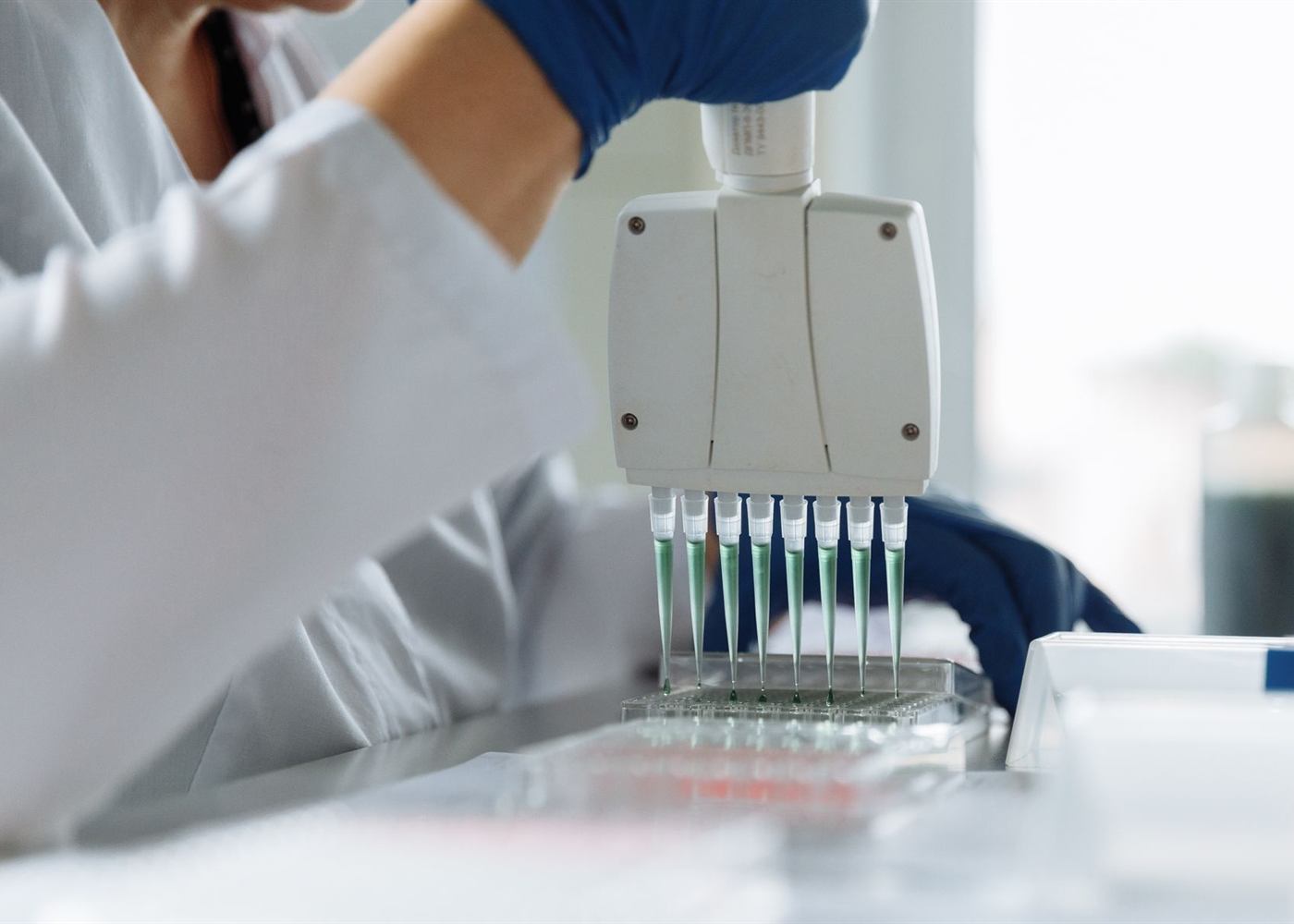 Laboratory pipette and research glassware